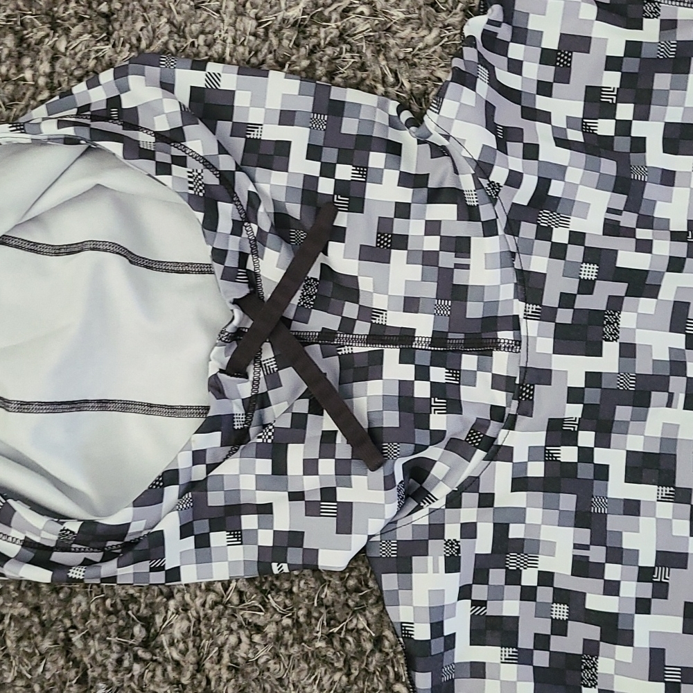 Nike Pro pullover - Picture 3 of 5